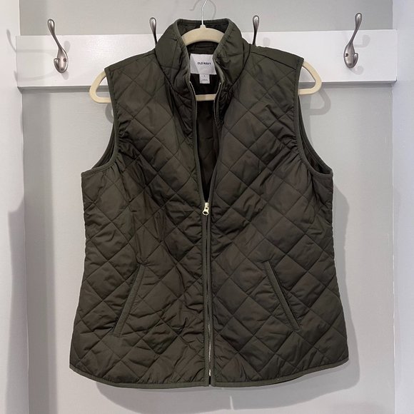 Jackets & Blazers - Old Navy Quilted Vest